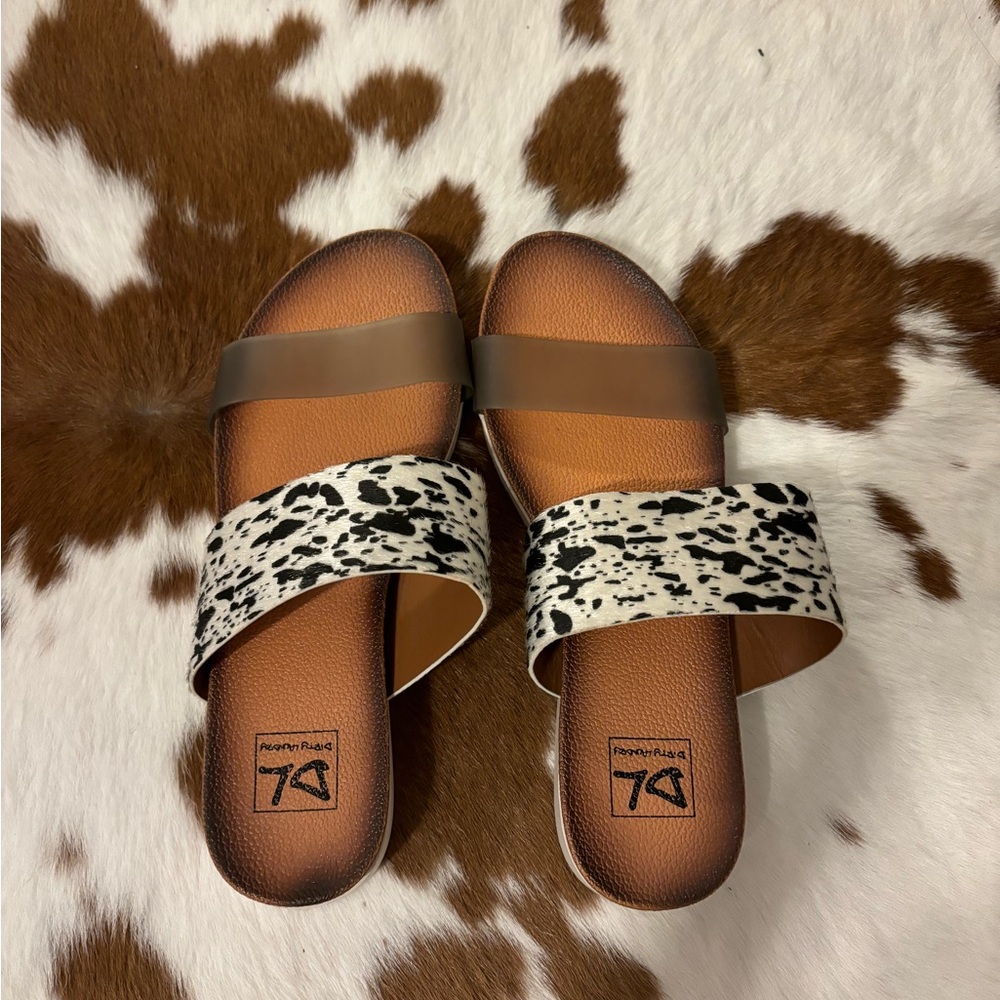 Lizard Thicket sandals